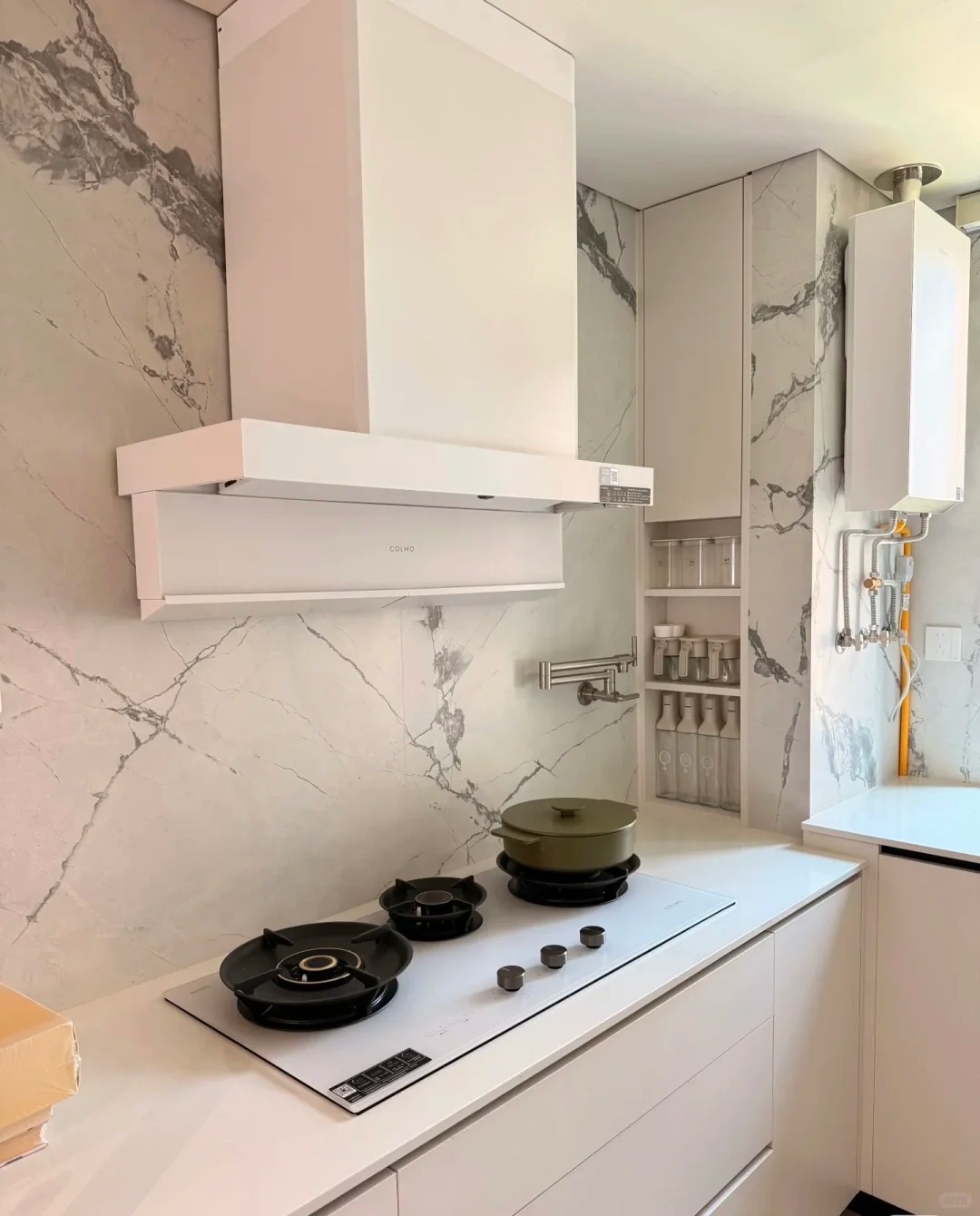 简约至上：北京大兴102㎡三居室的完美蜕变 - 效果图 1