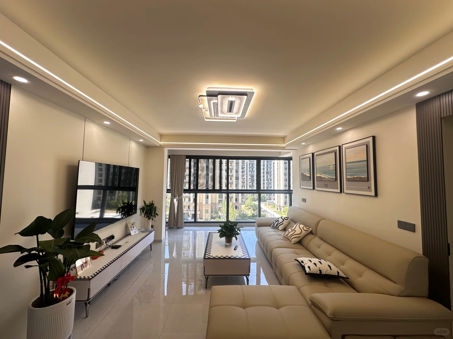 兴丰嘉园110㎡现代简约：清爽克制的空间焕新